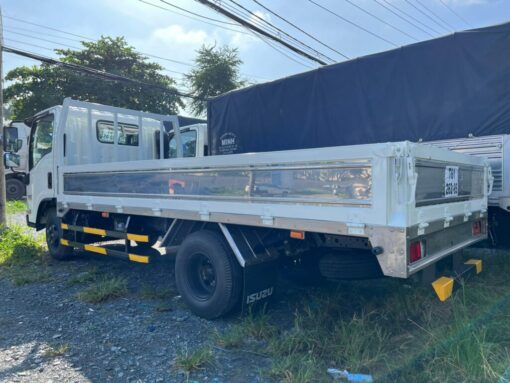 ISUZU QKR 270 THÙNG LỬNG THÙNG DÀI 4.4M - Image 3