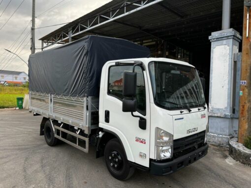XE TẢI ISUZU QKR 230 ĐẦU VUÔNG