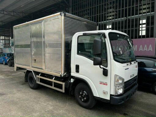 XE TẢI ISUZU 2.4 TẤN THÙNG KÍN DÀI 3.6M – XE TẢI ISUZU QKR 230 ĐẦU VUÔNG - Image 4