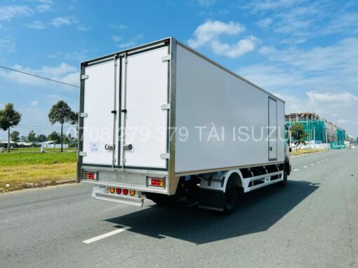 ISUZU FRR 650 THÙNG KÍN VÁCH COPUSITE CAO CẤP- GAREGE LƯỢM - Image 7